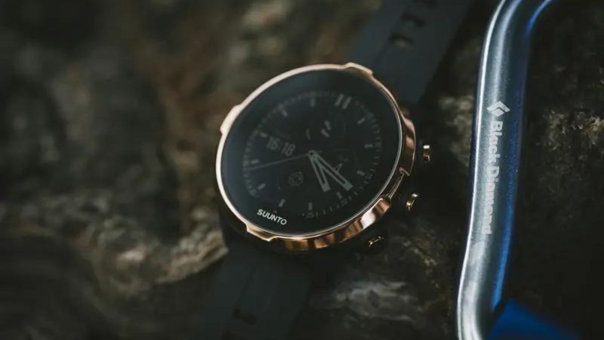 黒い腕時計
